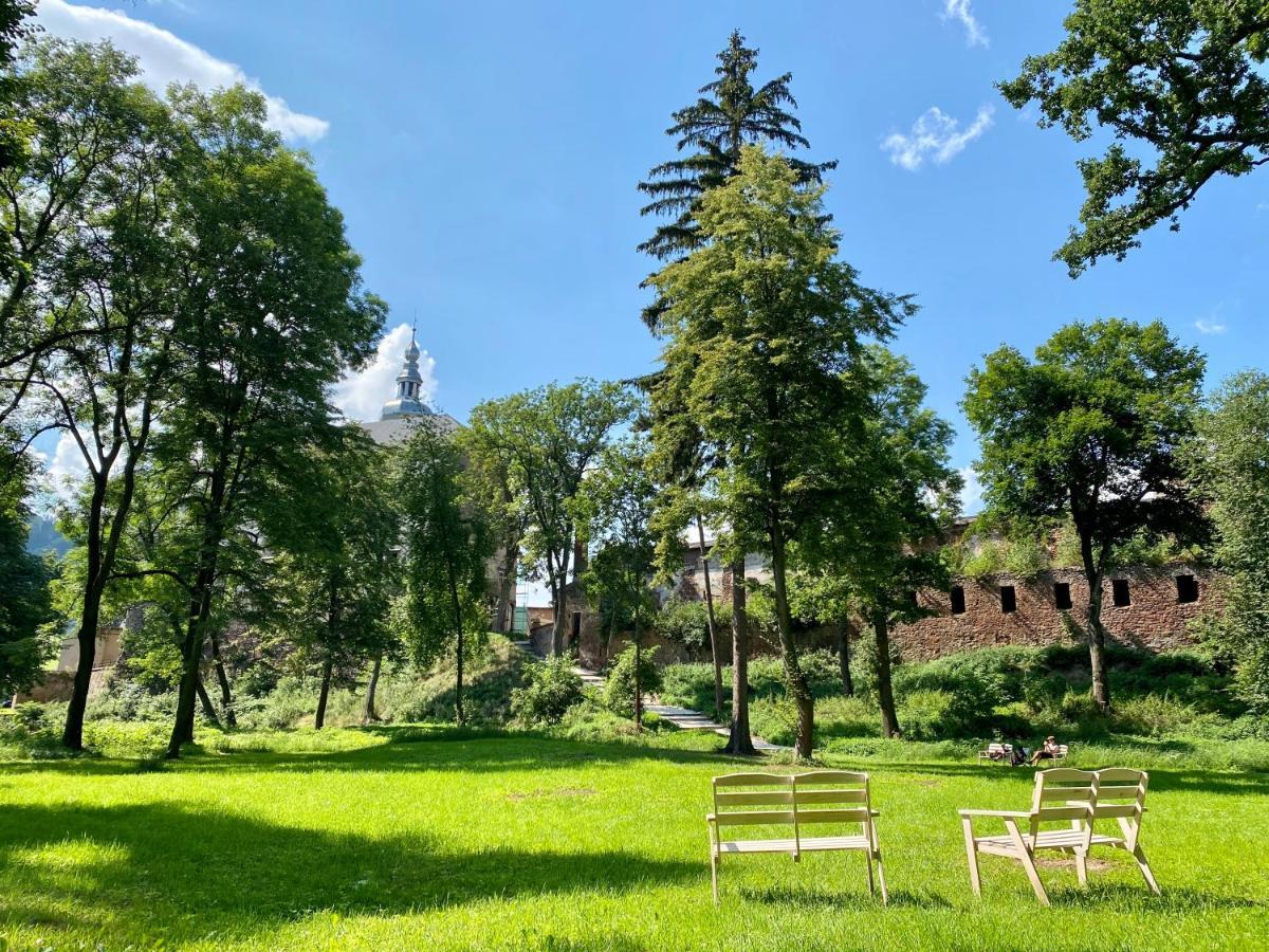 Zamek Sarny - Schloss Scharfeneck Kłodzko Esterno foto