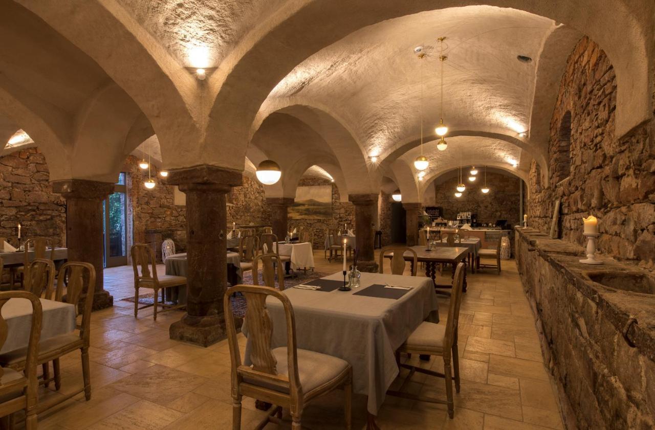 Zamek Sarny - Schloss Scharfeneck Kłodzko Esterno foto